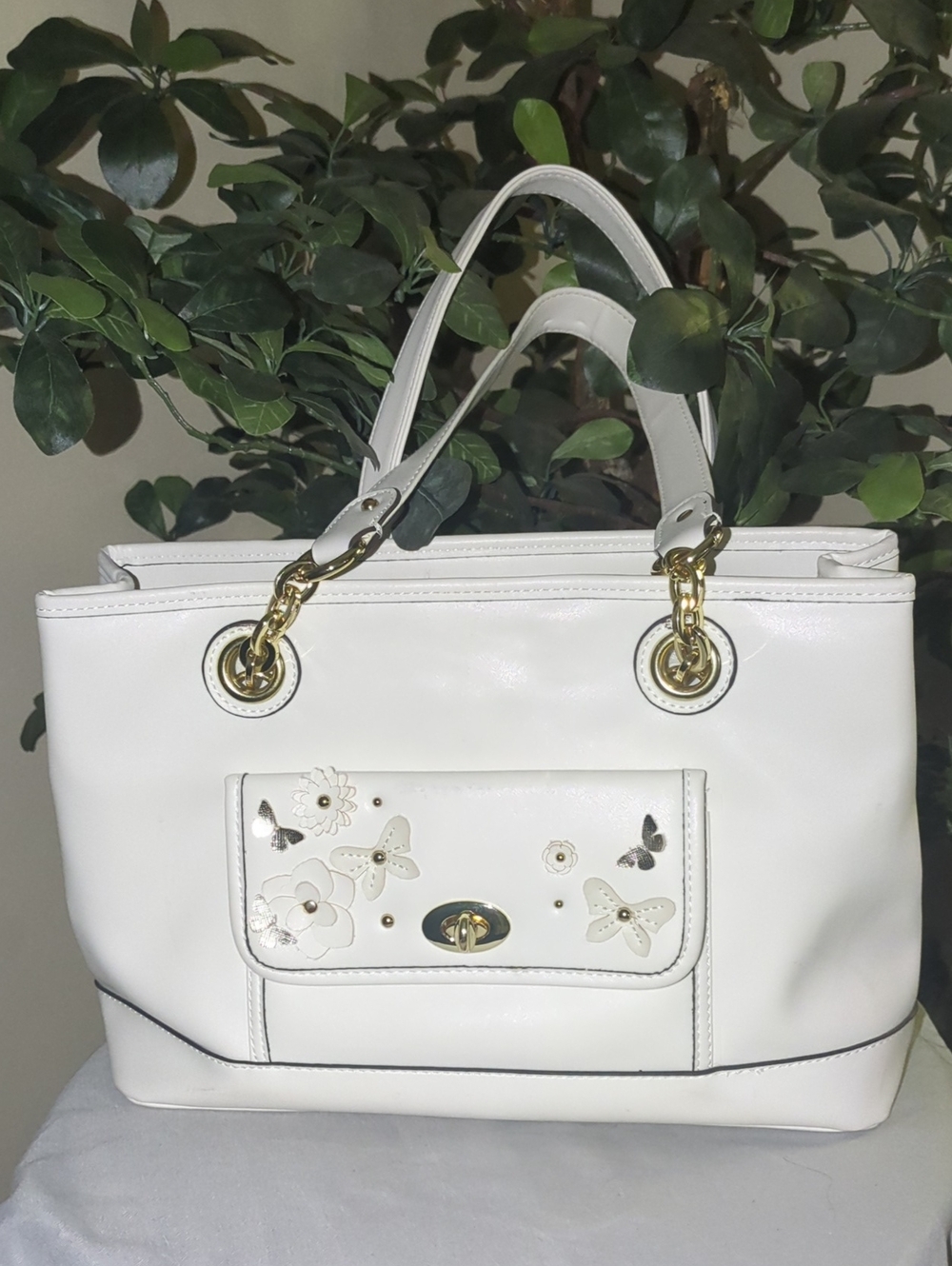 Vintage Liz Claiborne White Satchel